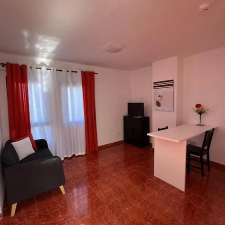 Fn Funchal Tenerife * Los Cristianos (Tenerife)